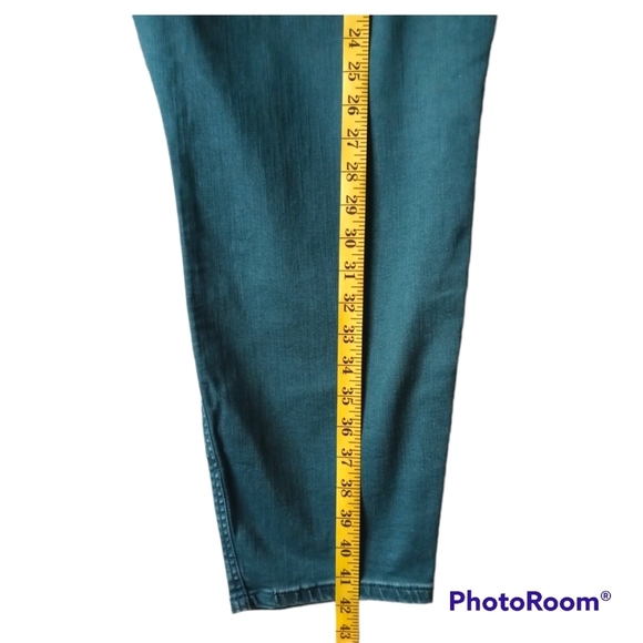 Ava & Viv High Rise Skinny Light Distressed Stretchy Jeans Size 26W - Picture 8 of 16